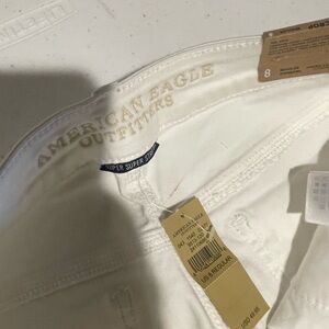 American Eagle jeggjng crop. New never worn. 8